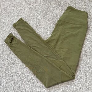 lululemon Nulu Crisscross Mesh Stirrup Tights Green Sz6